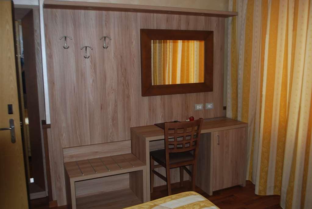 Hotel Corallo Λα Σπέτσια Δωμάτιο φωτογραφία